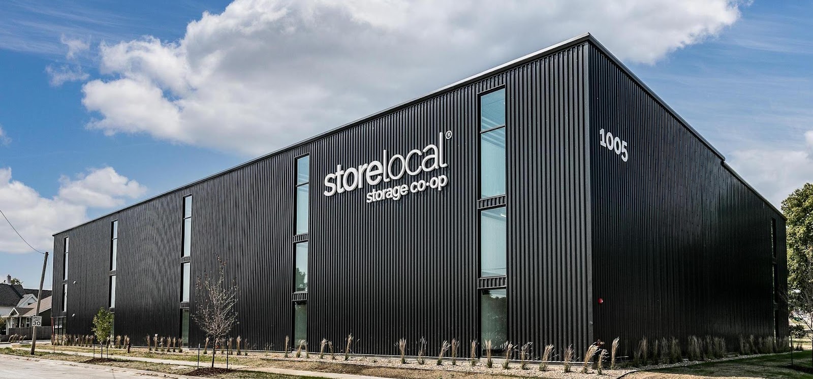 Storelocal Cedar Rapids #5-bldg exterior